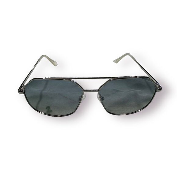Prive Revaux Cooper Polarized‎ Women’s Sunglasses - Picture 1 of 8